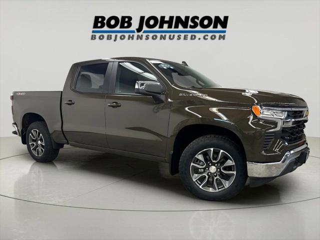 2024 Chevrolet Silverado 1500 4WD Crew Cab Short Bed LT with 2FL