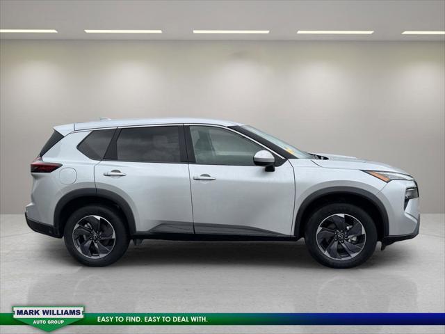 2024 Nissan Rogue SV FWD