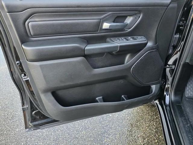 2026 Ram 1500 Tradesman Crew Cab 4x4 5'7" Box