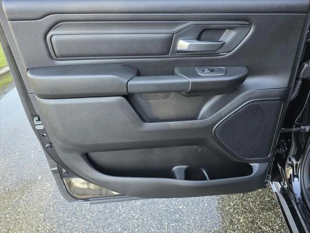2026 Ram 1500 Tradesman Crew Cab 4x4 5'7" Box
