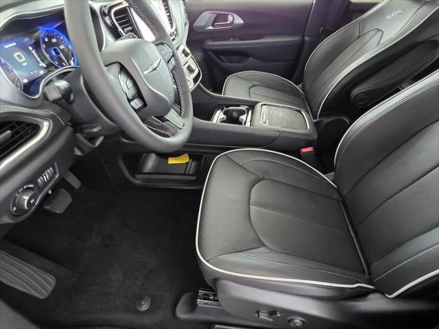 2026 Chrysler Pacifica Limited AWD