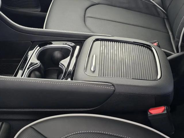 2026 Chrysler Pacifica Limited AWD