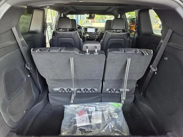 2026 Chrysler Pacifica Limited AWD