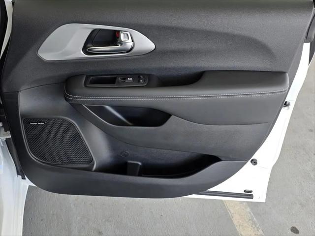 2026 Chrysler Pacifica Limited AWD