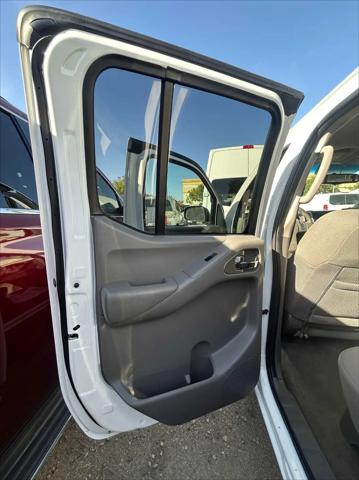 2016 Nissan Frontier SV