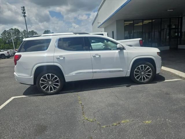 2022 GMC Acadia AWD Denali
