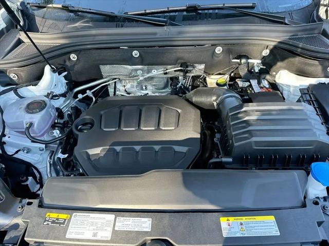 2026 Volkswagen Atlas SE with Technology