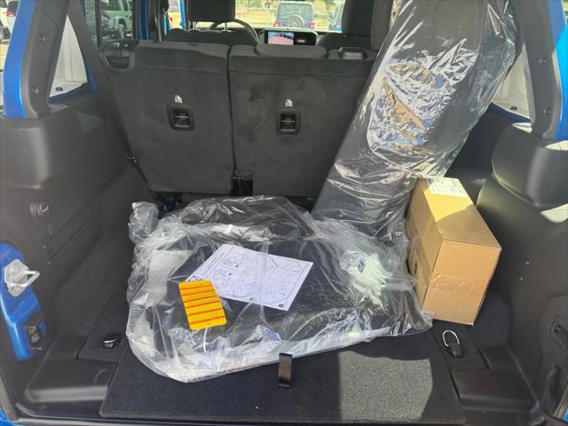 2025 Jeep Wrangler 4-Door Willys 4x4