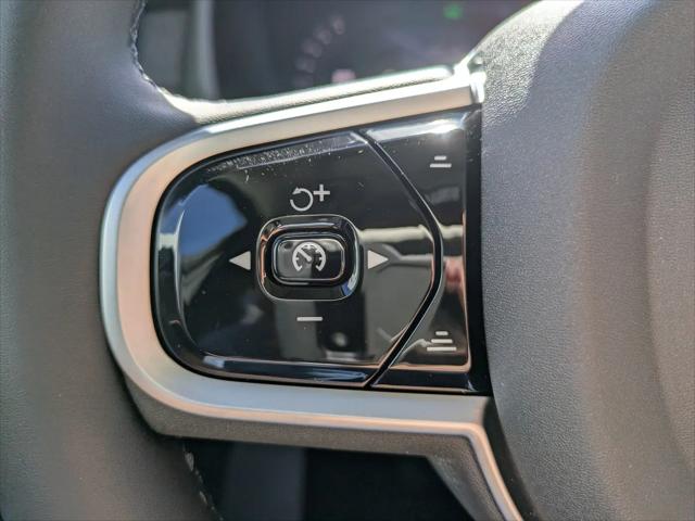 2026 Volvo XC90 Plus, B6 AWD Gas (mild hybrid), Gasoline, Bright, 7 Seats