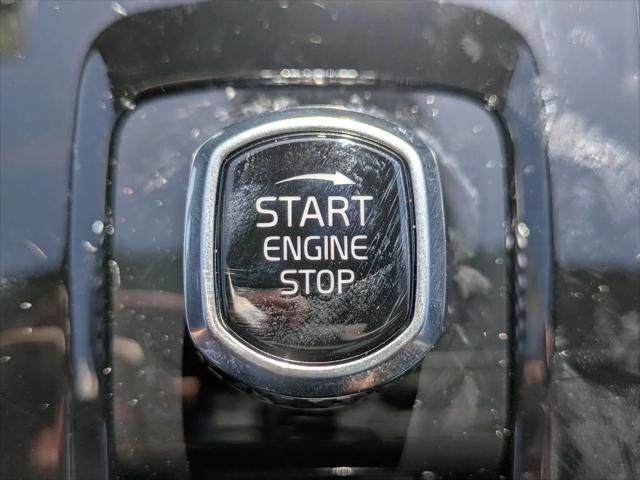 2026 Volvo XC90 Ultra, B6 AWD Gas mild hybrid, Gasoline, Bright, 7 Seats