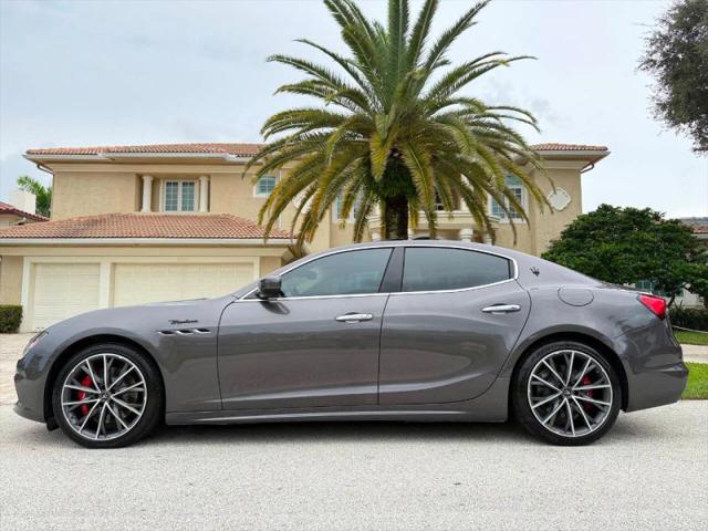 2022 Maserati Ghibli Modena