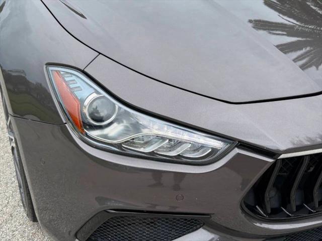 2022 Maserati Ghibli Modena