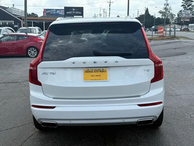 2020 Volvo XC90 T5 Momentum 7 Passenger