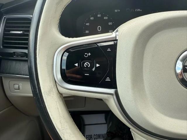 2020 Volvo XC90 T5 Momentum 7 Passenger