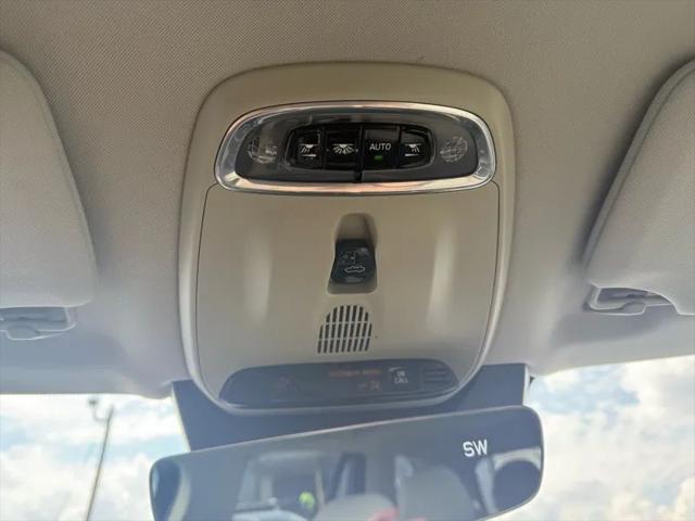 2020 Volvo XC90 T5 Momentum 7 Passenger