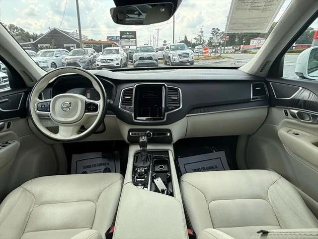 2020 Volvo XC90 T5 Momentum 7 Passenger