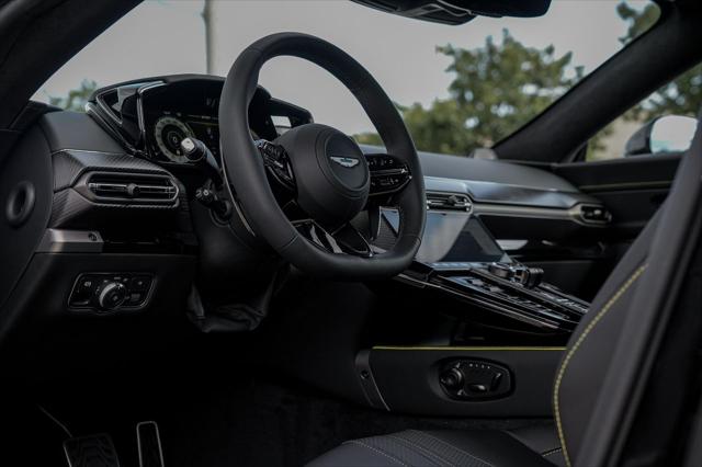 2026 Aston Martin Vantage Base