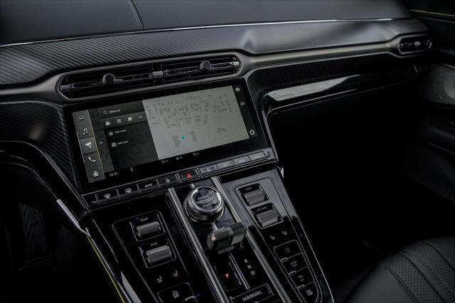 2026 Aston Martin Vantage Base