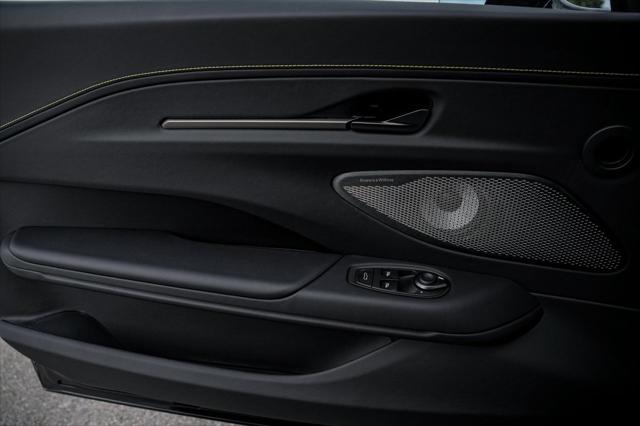 2026 Aston Martin Vantage Base