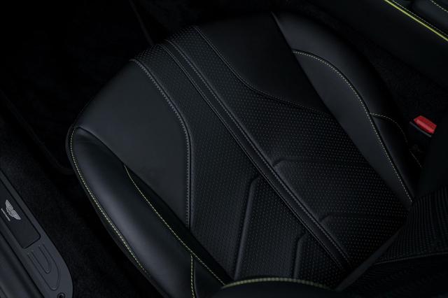 2026 Aston Martin Vantage Base