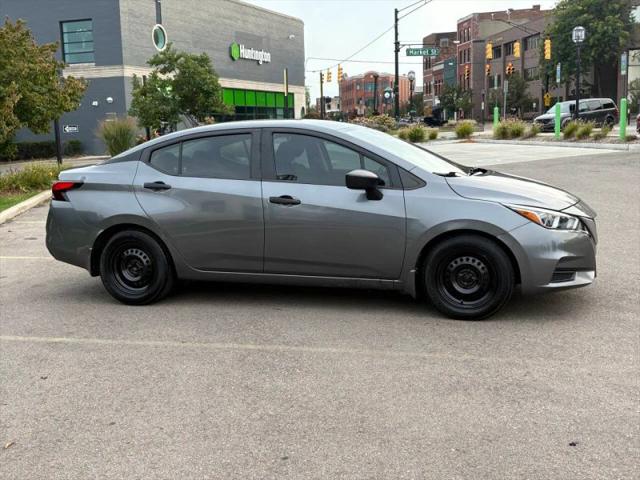 2020 Nissan Versa S Xtronic CVT