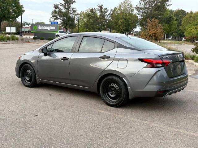 2020 Nissan Versa S Xtronic CVT