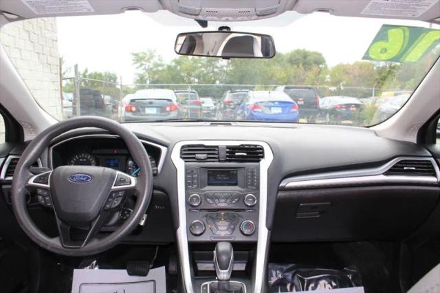 2016 Ford Fusion S