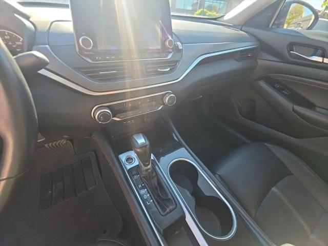 2023 Nissan Altima SR FWD
