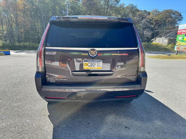 2015 Cadillac Escalade Luxury