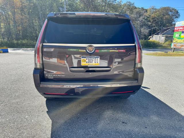 2015 Cadillac Escalade Luxury