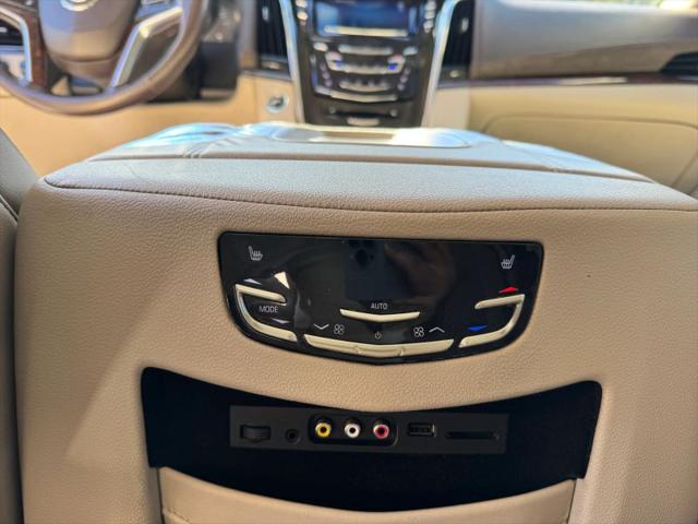 2015 Cadillac Escalade Luxury