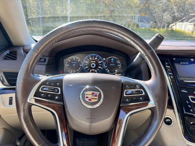2015 Cadillac Escalade Luxury