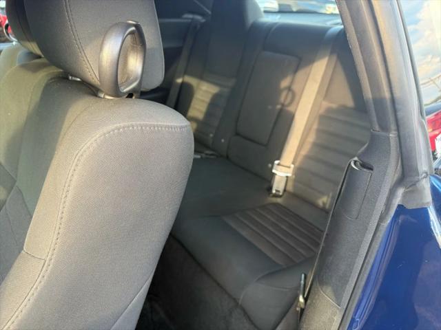2009 Dodge Challenger SE