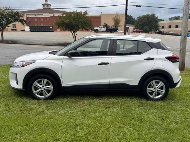2023 Nissan Kicks S Xtronic CVT