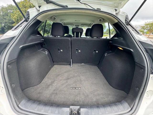 2023 Nissan Kicks S Xtronic CVT