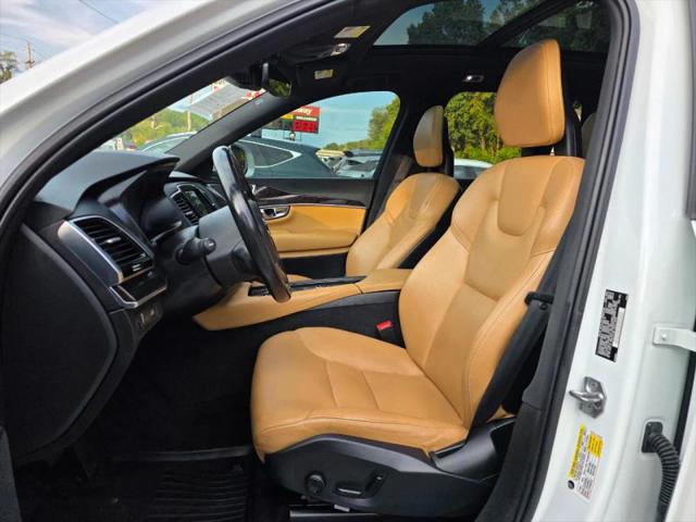 2017 Volvo XC90 T6 Momentum