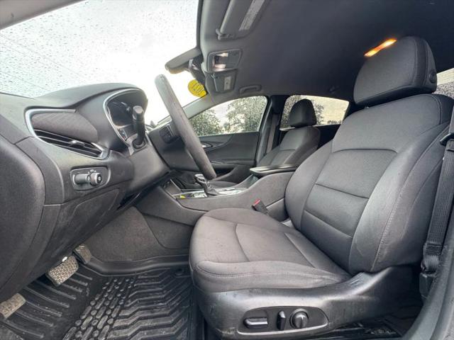 2021 Chevrolet Malibu FWD LT