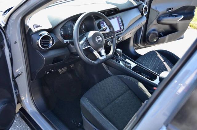 2023 Nissan Kicks SV Xtronic CVT