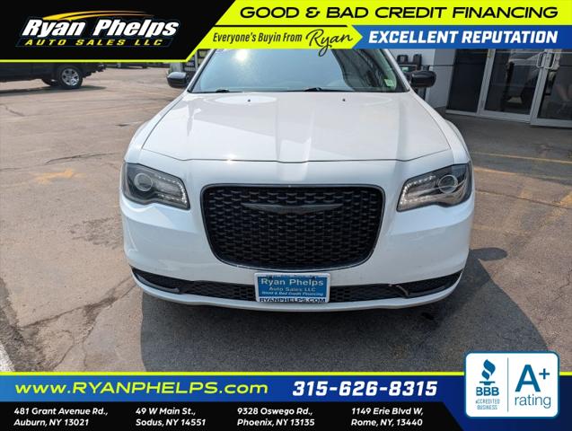 2020 Chrysler 300 Touring