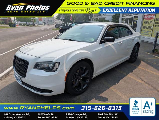 2020 Chrysler 300 Touring