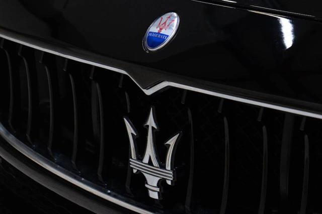 2017 Maserati Ghibli Base