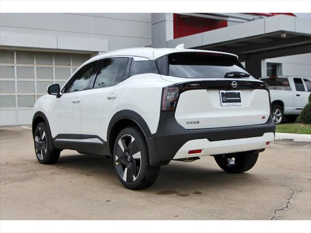 2025 Nissan Kicks SR FWD