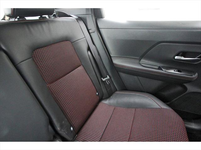 2025 Nissan Kicks SR FWD
