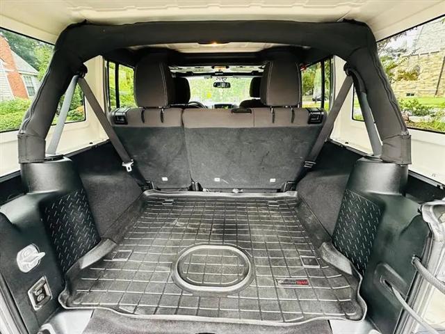 2018 Jeep Wrangler JK Unlimited Sahara 4x4