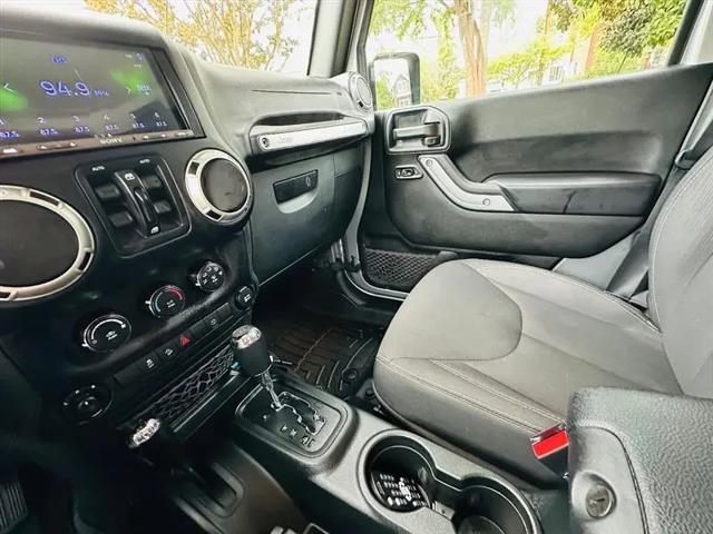 2018 Jeep Wrangler JK Unlimited Sahara 4x4