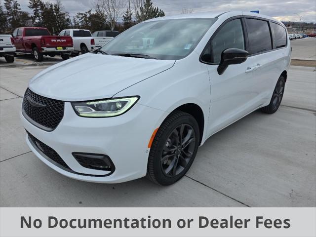 2026 Chrysler Pacifica PACIFICA SELECT AWD