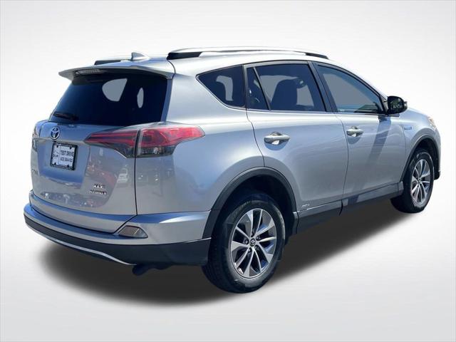 2017 Toyota RAV4 Hybrid XLE