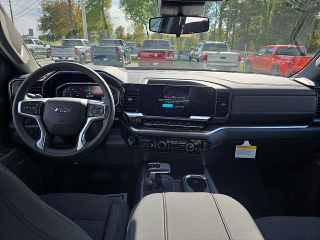 2026 Chevrolet Silverado 1500 4WD Crew Cab Short Bed RST