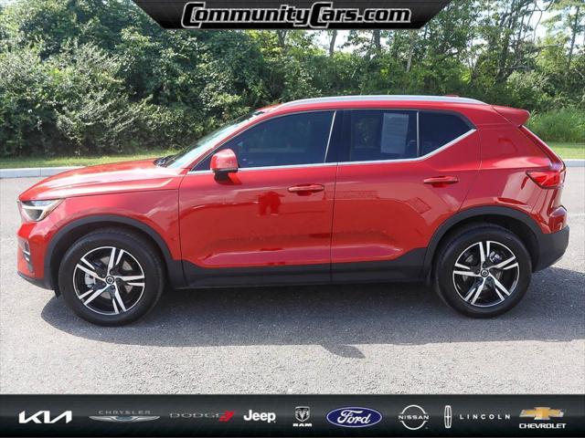 2023 Volvo XC40 B5 Plus Bright Theme 2023 Volvo XC40 B5 Plus Bright Theme