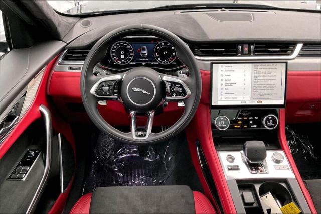 2023 Jaguar F-PACE SVR P550 AWD Automatic